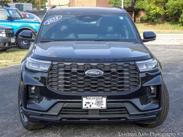 new 2025 Ford Explorer car, priced at $49,473