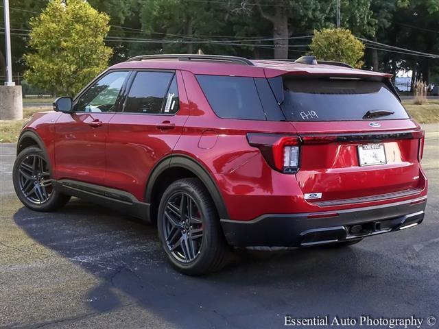 new 2025 Ford Explorer car, priced at $50,376