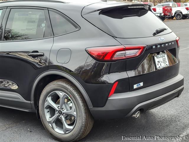 new 2025 Ford Escape car, priced at $30,673