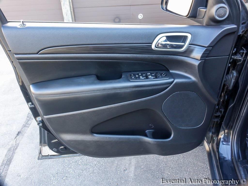 used 2021 Jeep Grand Cherokee car, priced at $22,694