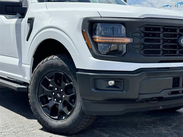 new 2024 Ford F-150 car, priced at $45,935