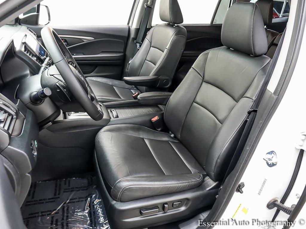 used 2022 Honda Pilot car, priced at $29,500
