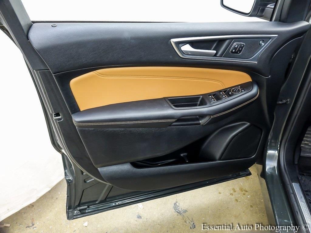 used 2024 Ford Edge car, priced at $30,895