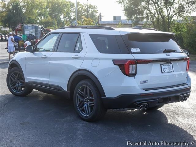 new 2025 Ford Explorer car, priced at $54,998