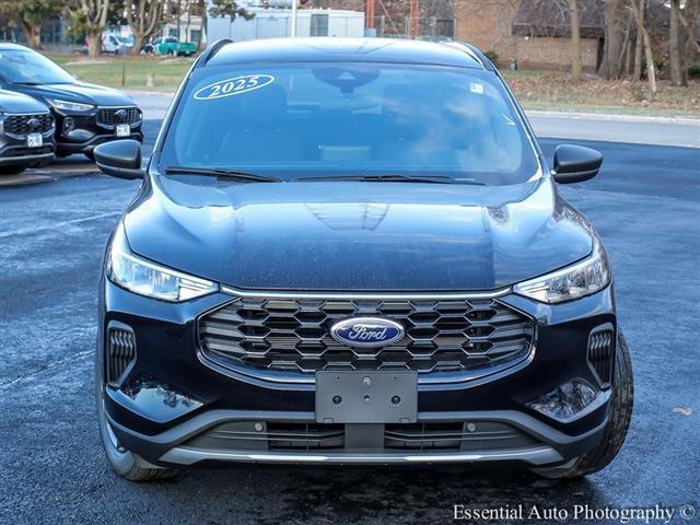 new 2025 Ford Escape car, priced at $30,938