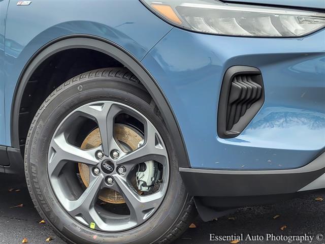 new 2025 Ford Escape car, priced at $28,708