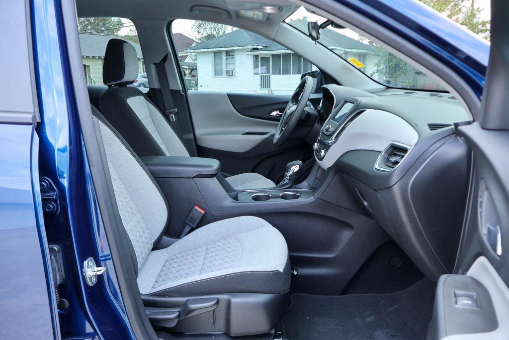used 2023 Chevrolet Equinox car, priced at $19,899