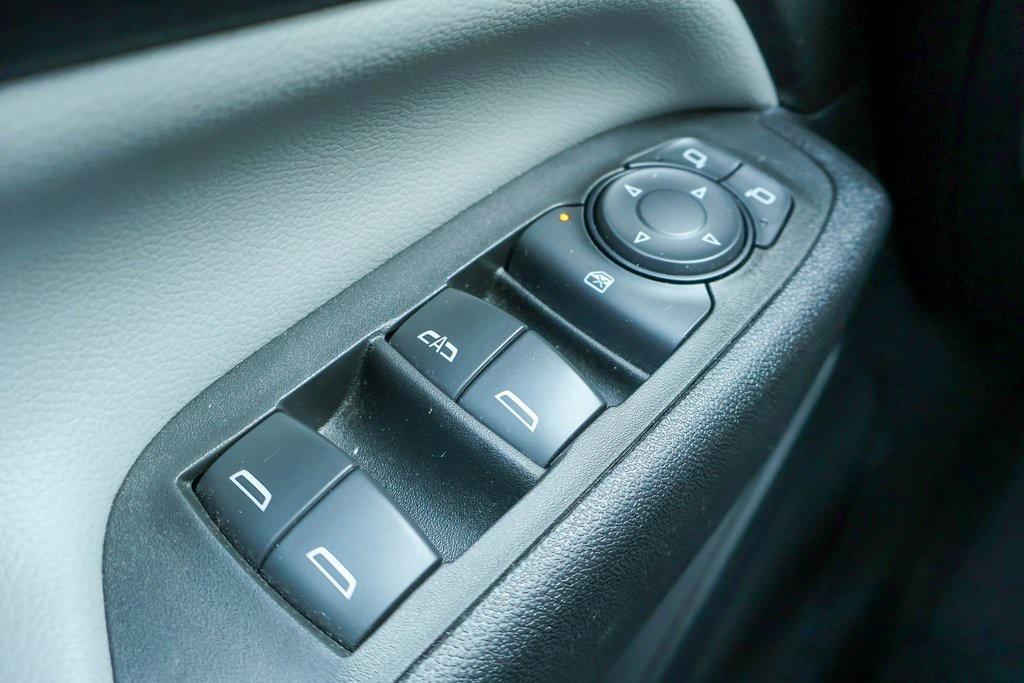 used 2023 Chevrolet Equinox car, priced at $19,899