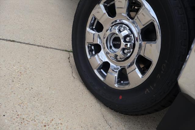 new 2025 Ford F-250 car, priced at $82,470