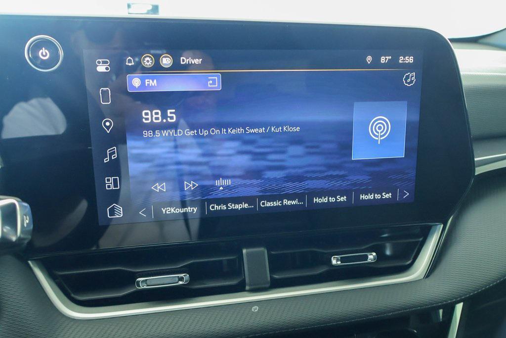 used 2026 Chevrolet Equinox car, priced at $28,000