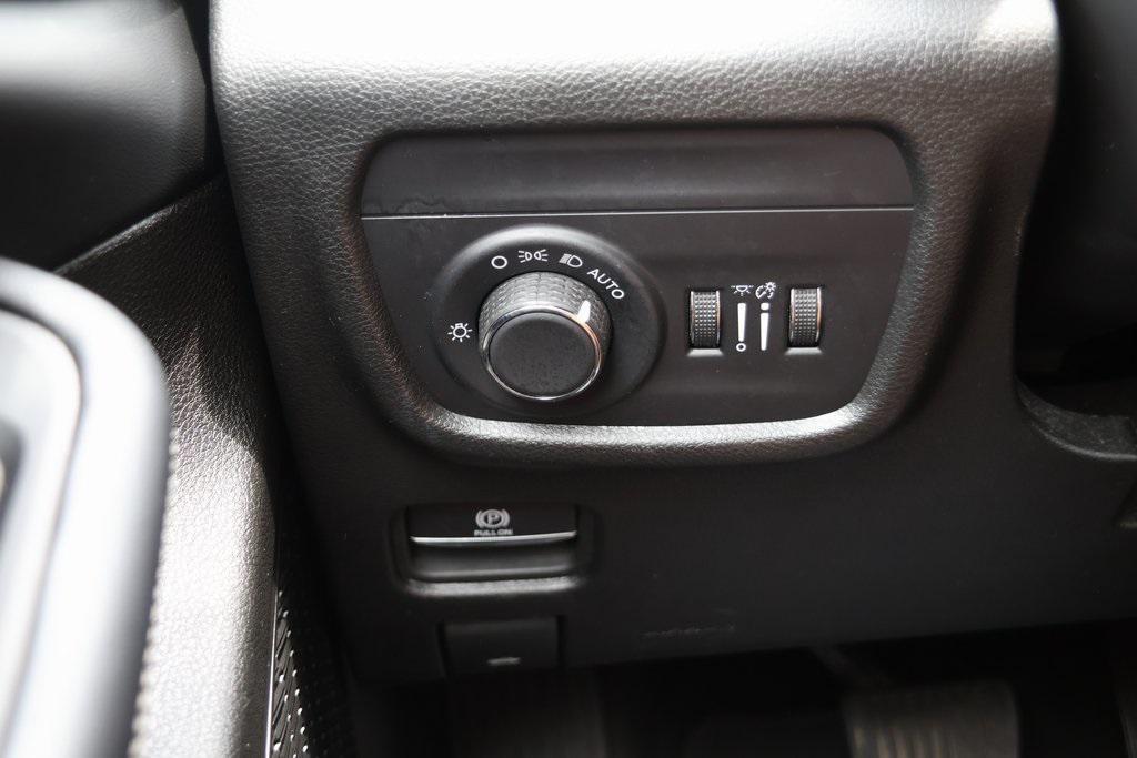 used 2023 Jeep Grand Cherokee L car, priced at $23,949