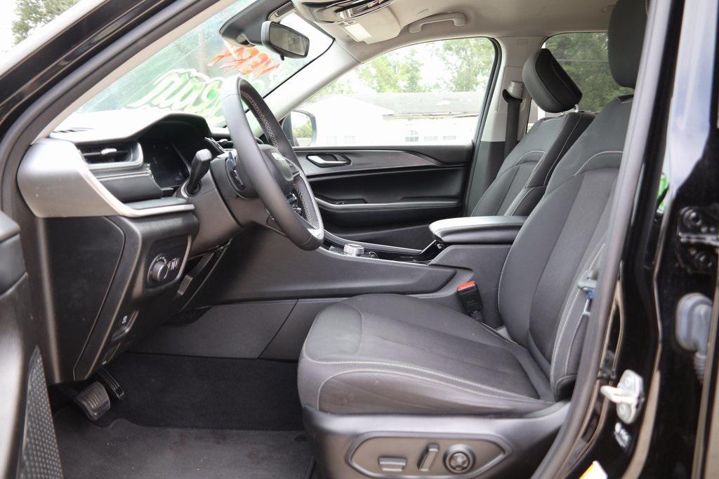 used 2023 Jeep Grand Cherokee L car, priced at $23,949