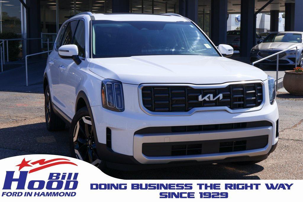 used 2025 Kia Telluride car, priced at $35,810