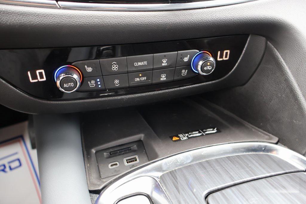 used 2024 Buick Enclave car, priced at $32,889