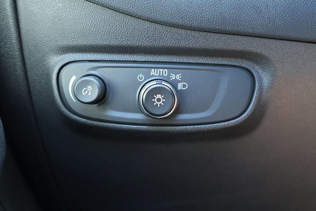 used 2024 Chevrolet Equinox car, priced at $21,818