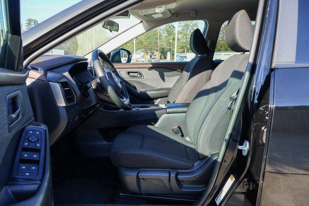 used 2023 Nissan Rogue car, priced at $19,696