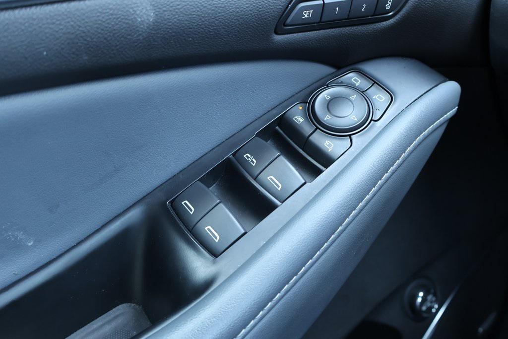 used 2024 Buick Enclave car, priced at $33,977