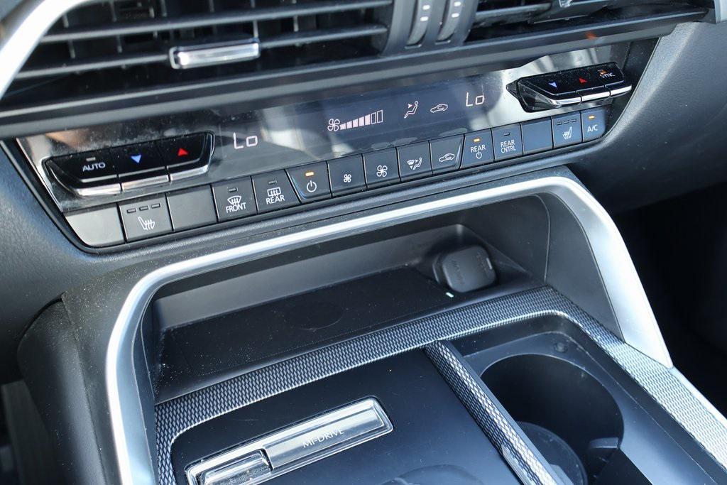 used 2024 Mazda CX-90 car, priced at $28,536