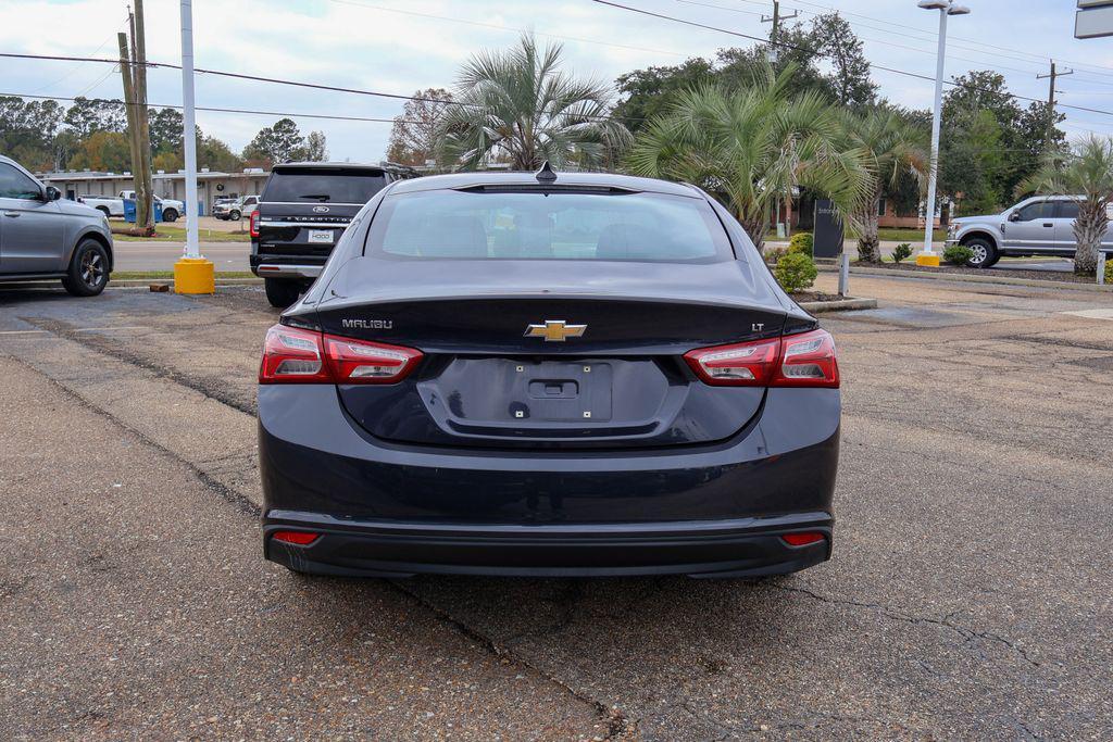 used 2022 Chevrolet Malibu car, priced at $16,274
