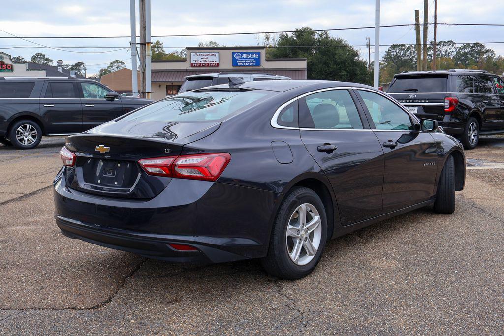 used 2022 Chevrolet Malibu car, priced at $16,274