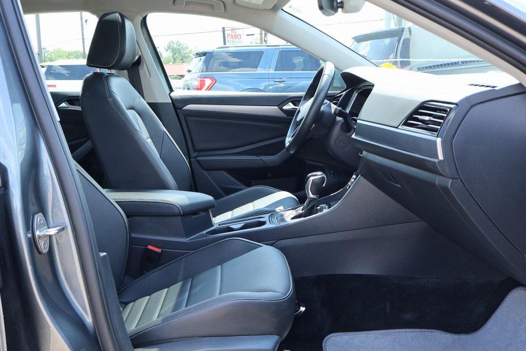 used 2024 Volkswagen Jetta car, priced at $21,174