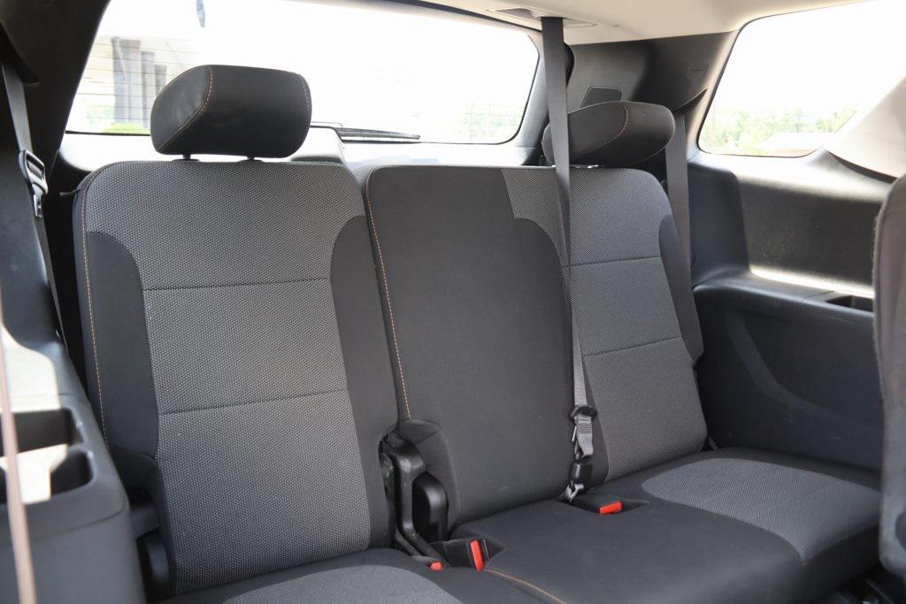 used 2020 Chevrolet Traverse car, priced at $16,836