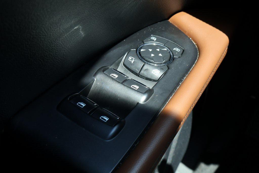 used 2022 Lincoln Nautilus car, priced at $32,710