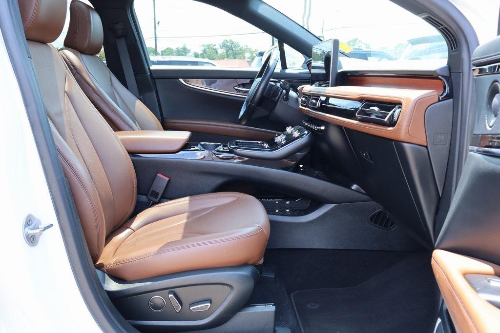 used 2022 Lincoln Nautilus car, priced at $32,710