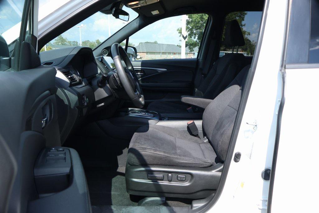 used 2022 Honda Pilot car, priced at $26,686