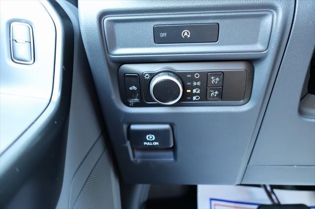 new 2025 Ford F-150 car, priced at $35,070