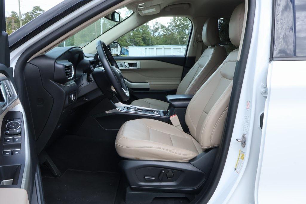 used 2023 Ford Explorer car, priced at $31,619