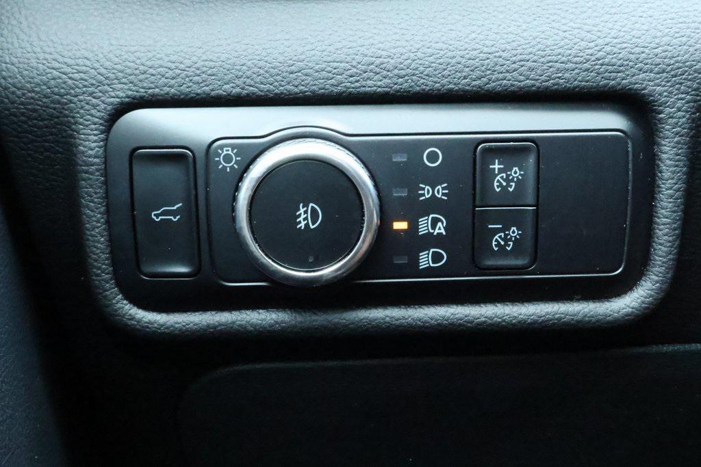 used 2023 Ford Explorer car, priced at $31,619