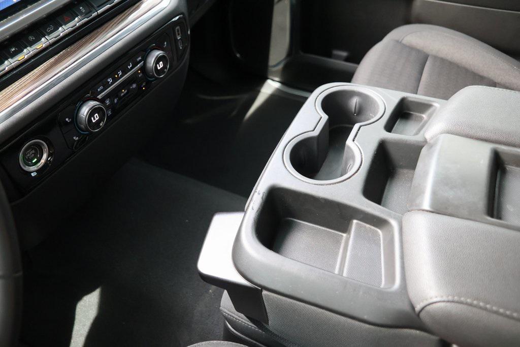 used 2024 Chevrolet Silverado 1500 car, priced at $35,979