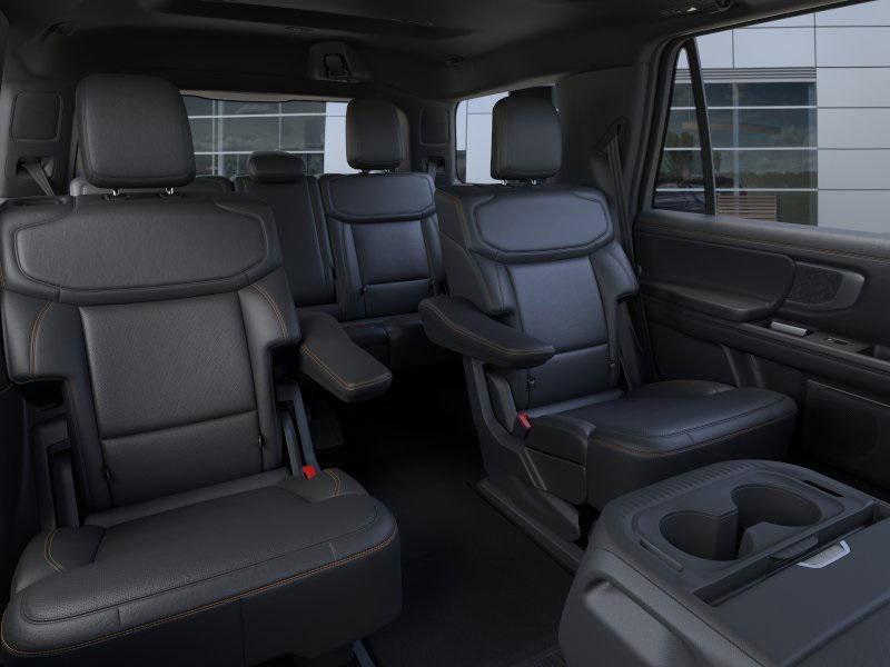 new 2025 Ford Expedition car, priced at $80,025