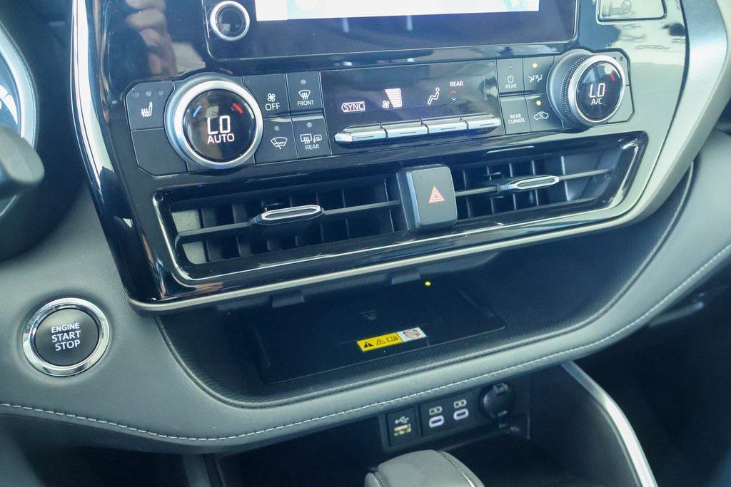 used 2023 Toyota Highlander car, priced at $33,941