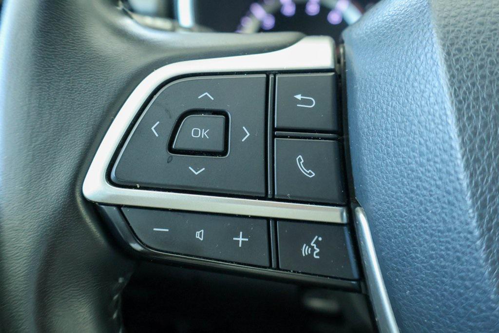 used 2023 Toyota Highlander car, priced at $33,941