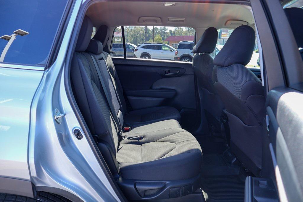 used 2022 Toyota Highlander car, priced at $26,790