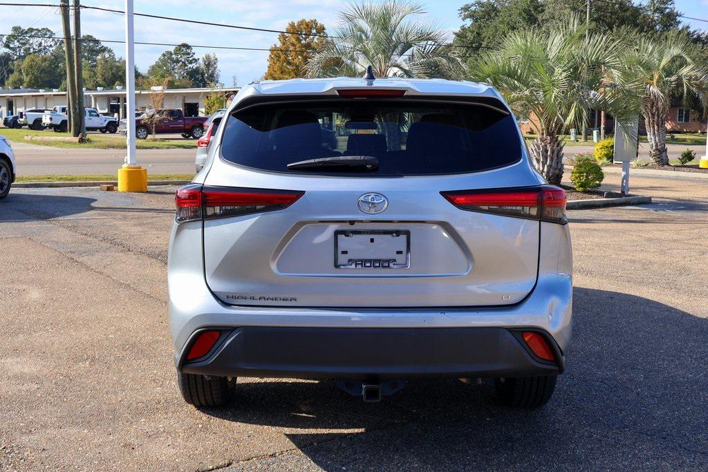 used 2022 Toyota Highlander car, priced at $26,790