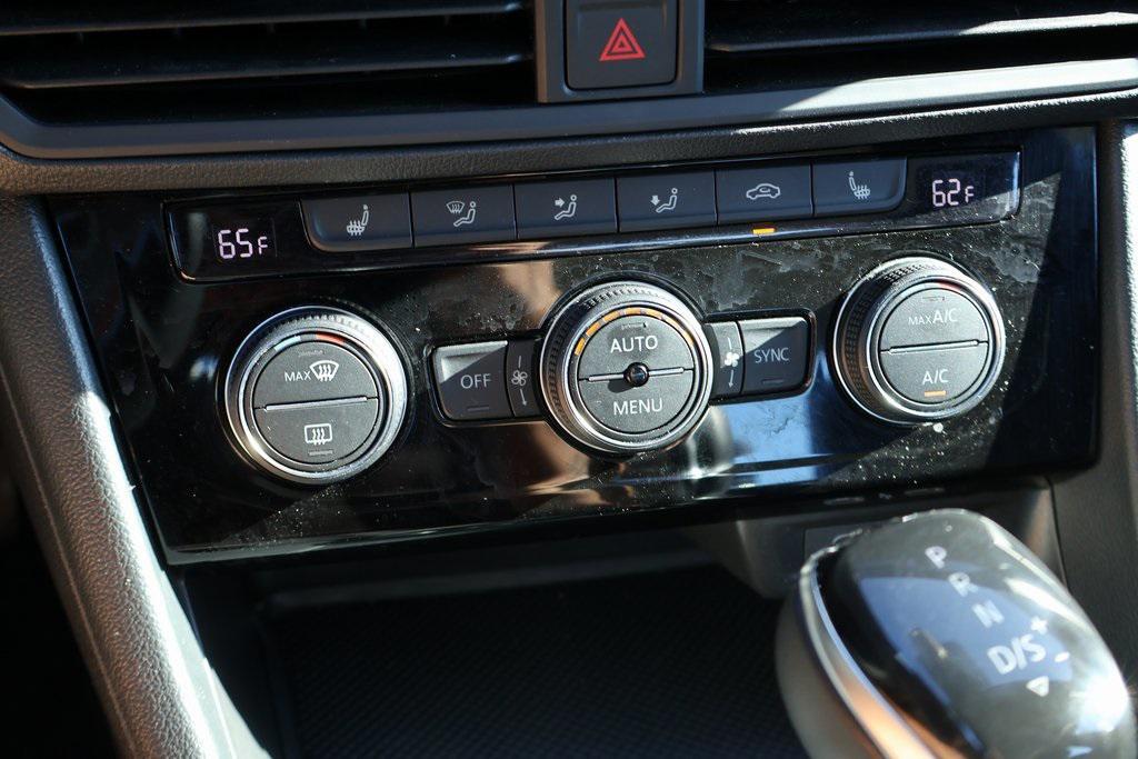 used 2024 Volkswagen Jetta car, priced at $19,612