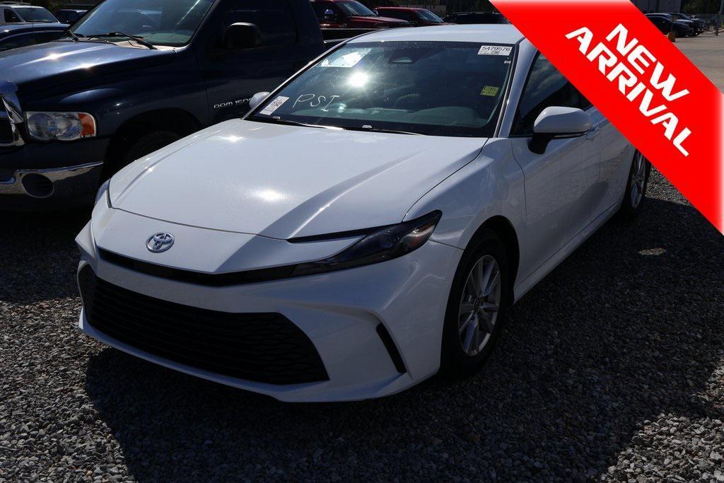 used 2025 Toyota Camry car, priced at $25,887