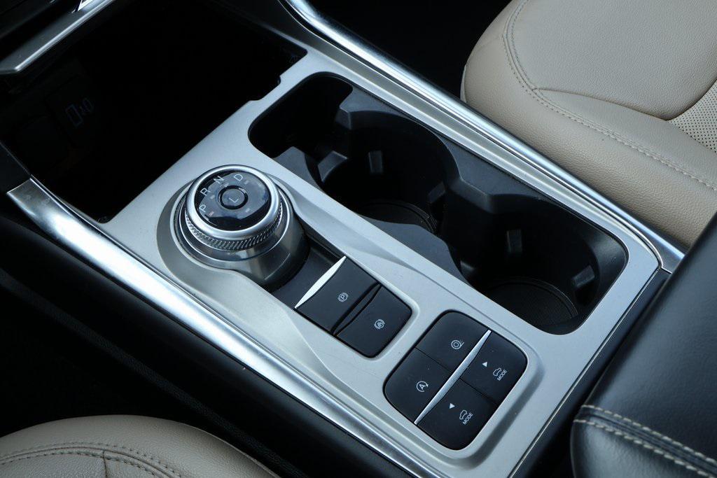 used 2024 Ford Explorer car, priced at $28,794