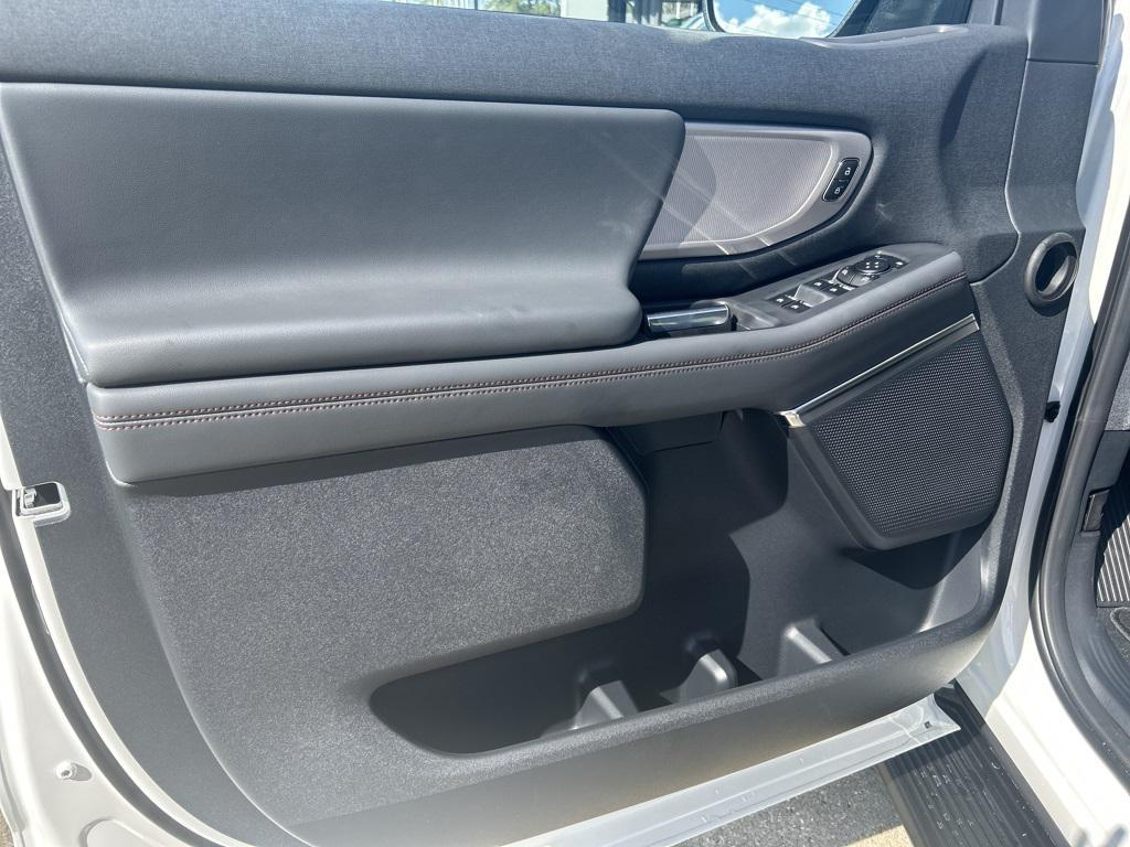 new 2025 Ford Expedition Max car, priced at $69,725