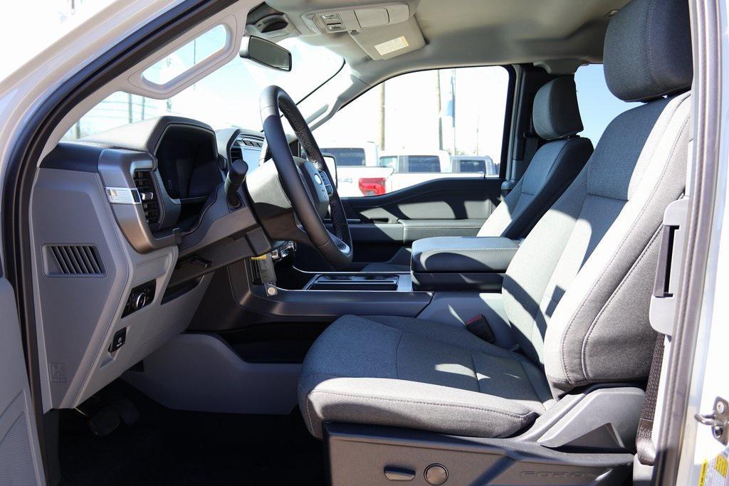 new 2024 Ford F-150 car, priced at $37,155