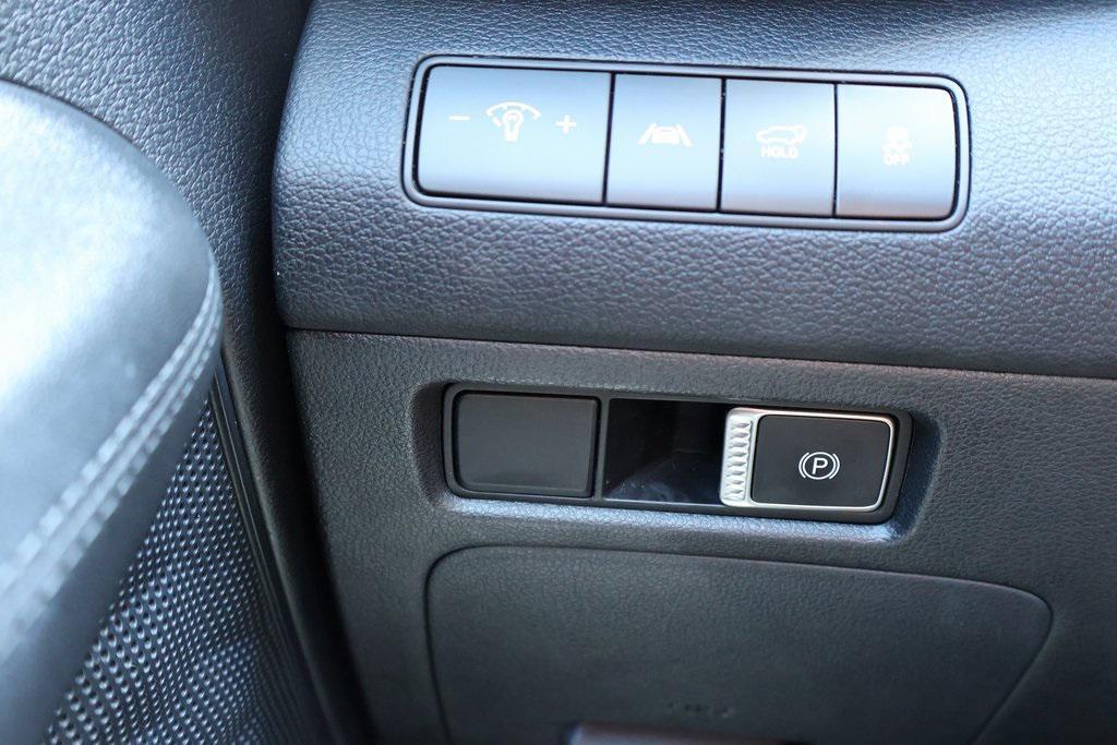 used 2023 Hyundai Santa Fe car, priced at $21,627