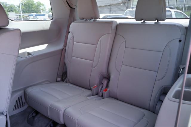 used 2023 GMC Acadia car, priced at $26,854