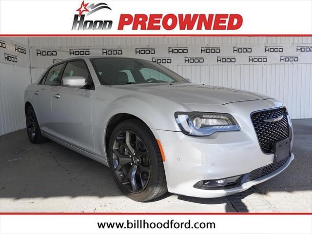 used 2023 Chrysler 300 car, priced at $25,970