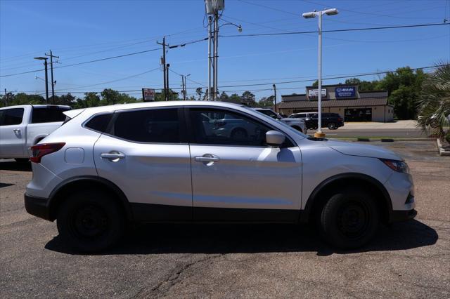 used 2020 Nissan Rogue Sport car, priced at $14,534