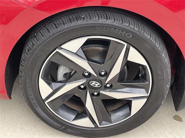 used 2022 Hyundai Elantra car, priced at $19,998