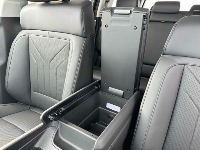 new 2025 Hyundai Santa Fe car, priced at $41,427