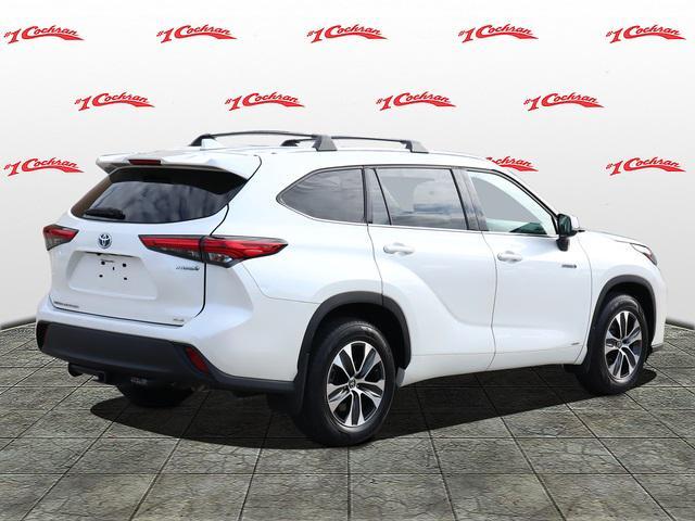 used 2021 Toyota Highlander Hybrid car, priced at $36,296